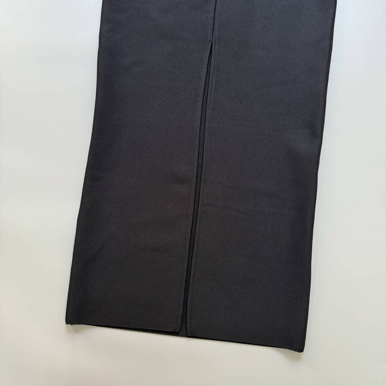 Productseeker – Vestido comprido - Mulher por atacado – DR829 Vestido de Outono com Ombros Descobertos e Laço de Strass15