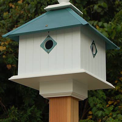 BestNest Inc - Wholesale Bird House - Carriage Bird House, Verdigris Roof