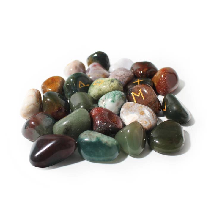 Set di Rune in Agata Indiana per la vendita all'ingrosso da parte di Stonebridge Imports