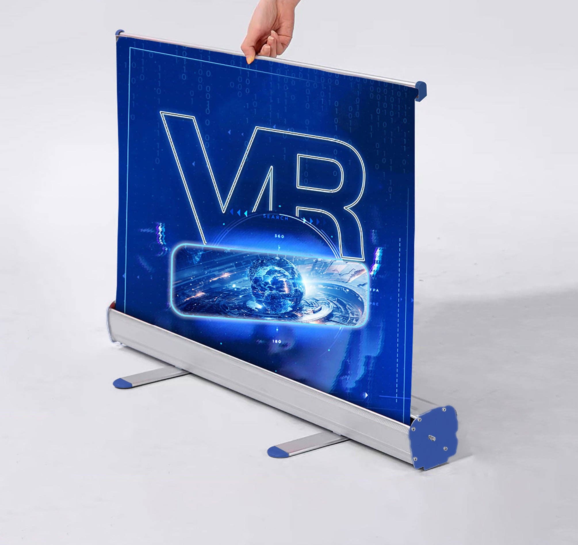 FIXTUREDISPLAYS – Engroshandel Banner – 31,5" B x 80" H Bærbar lodret udtrækkelig roll-up bannerstander i aluminiumlegering 221631