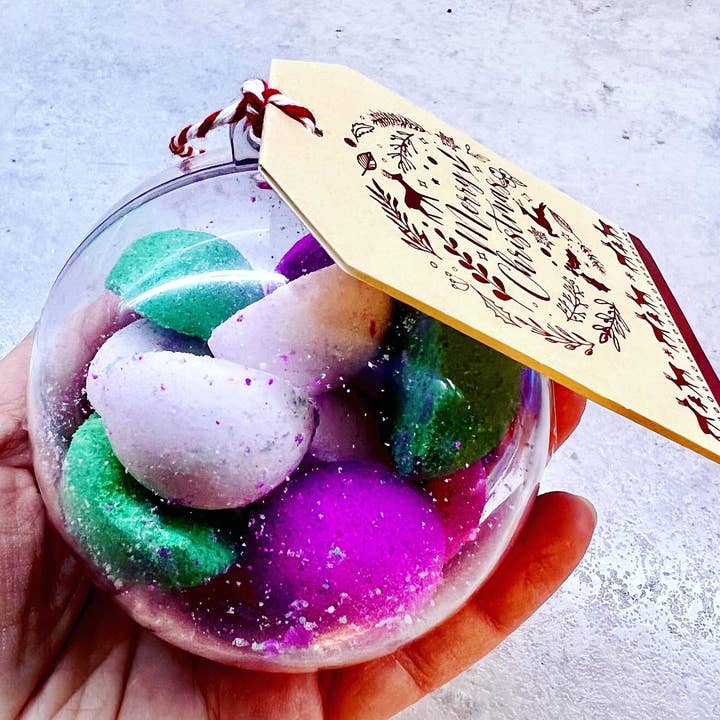 Unique creations soap company – wholesale Bath bomb/fizz – BATH BOMB CONFETTI1