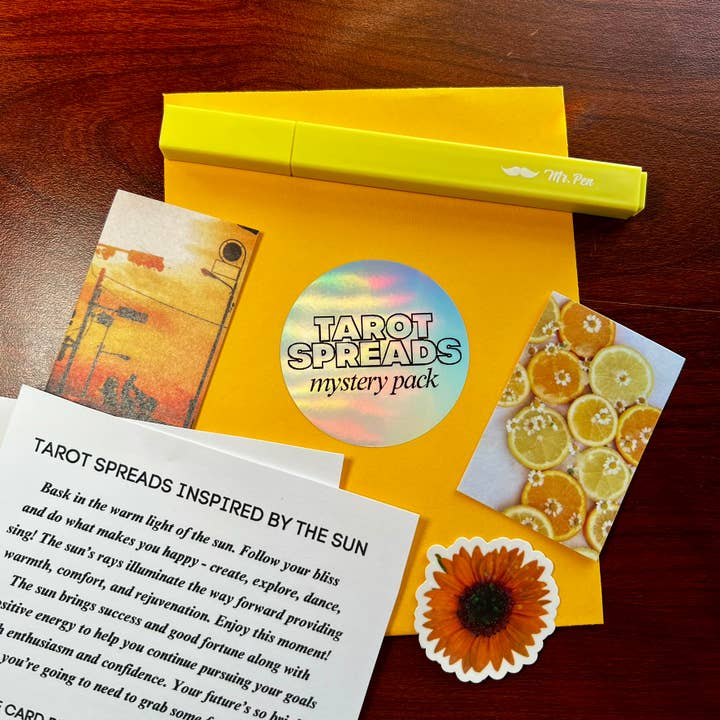 Leah Jones Marcus - Wholesale Tarot/Oracle Card - Tarot Spreads Mystery Packs1