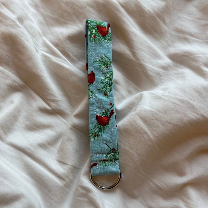 Llavero de muñeca de tela hecho a mano con cardenal de invierno y nieve para venta al por mayor de StellaJude