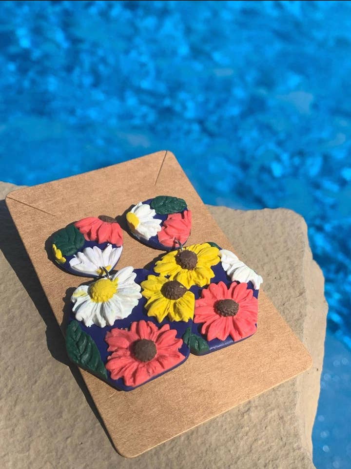 Navy Blue Flower Earrings for wholesale by Polymearrings Jewelry Co.