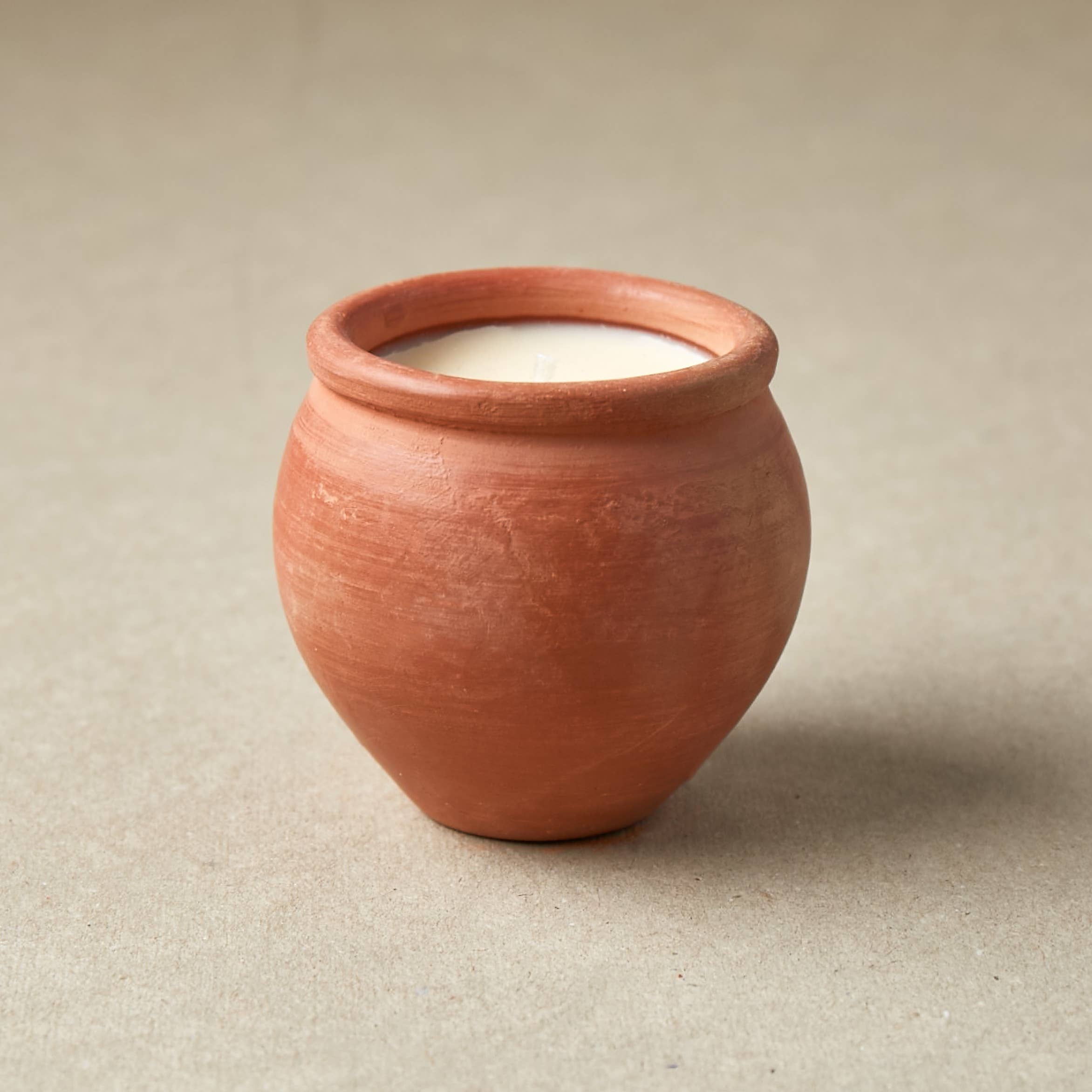 Dalit Goods Co - Venta al por mayor Velas en tarros - Vela de terracota hecha a mano - Deepti Single Lavender Scented1
