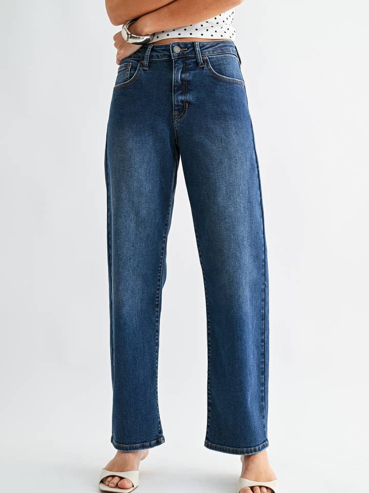 DP833 - DK - Bowed Straight Leg for wholesale by JBD