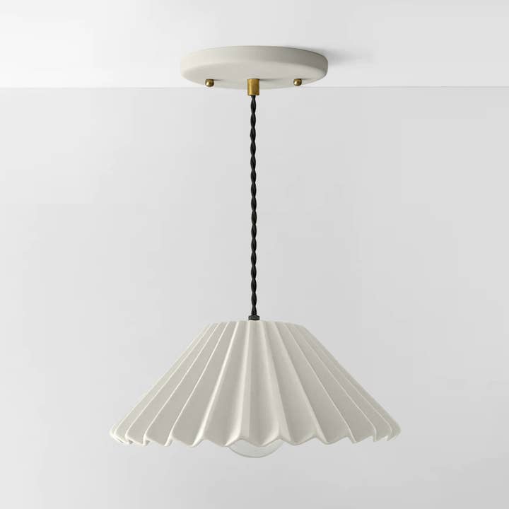 Suspension en céramique Picco | Grand luminaire minimaliste suspendu pour la vente par LYSlightlab