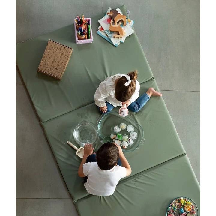 Manufacture des bébés français - Wholesale Play Mat - Kids & Baby - Vintage flowers waterproof play mat2