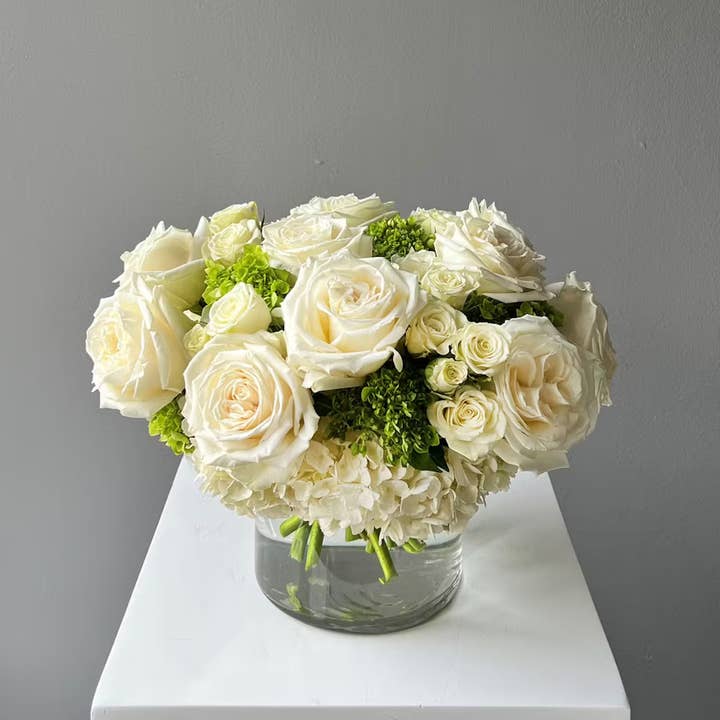 L.O. Florist Supplies - Wholesale Vase - 5" Clear Floral Glass Cylinder Vase1