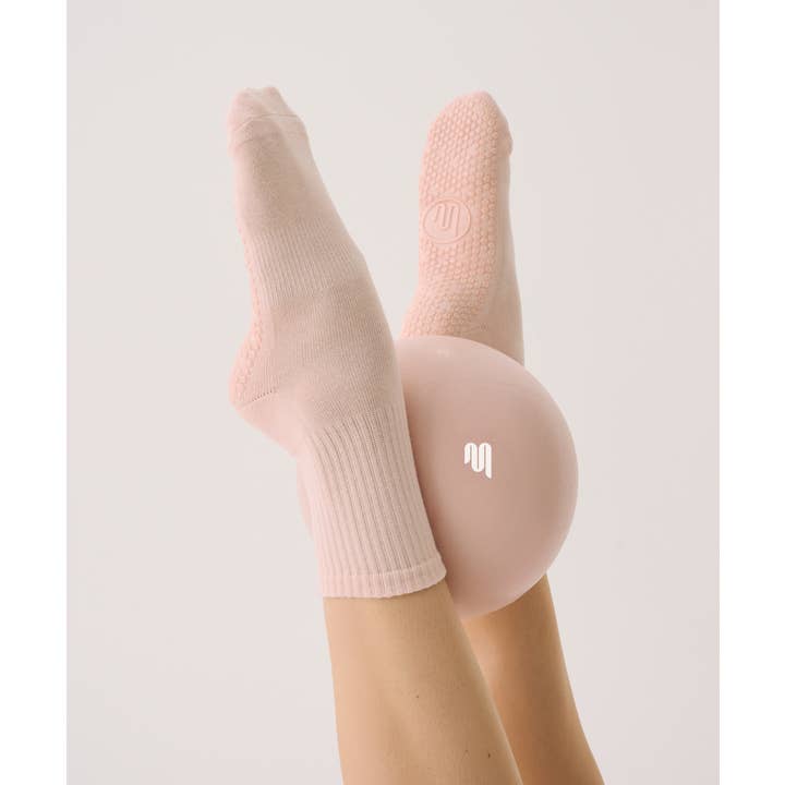 MoveActive - Wholesale Fitness Equipment - 20-22cm Pilates Ball - Soft Pink