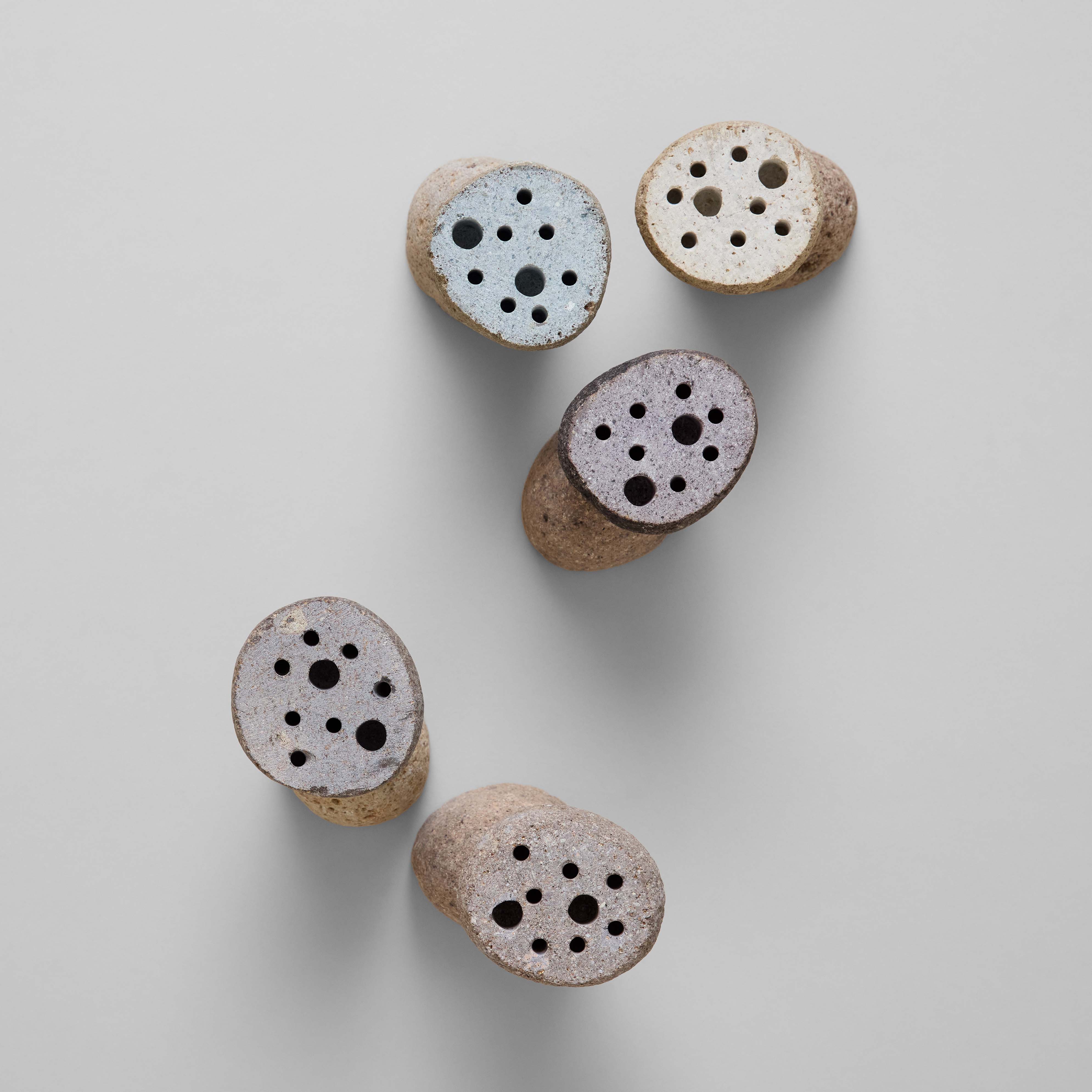 Bloomist - Wholesale Decorative Tabletop Object - Stacking Stone Frog1