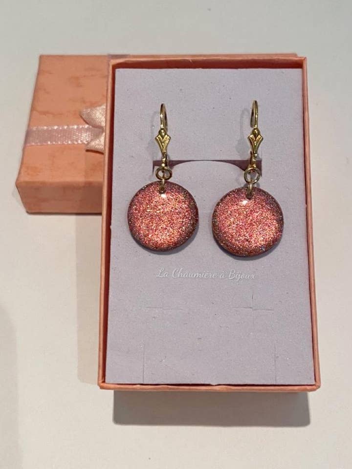 Gold-filled sleepers - Holographic pinkish beige for wholesale by La Chaumière à Bijoux