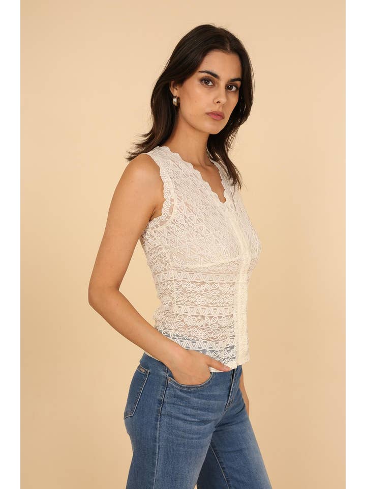 CHOKLATE PARIS - Wholesale Blouse - Women's - Semi-sheer lace stretch top - 810012