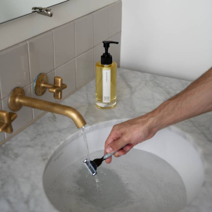 Jazeena - Wholesale Bath/Body Oil - Soothing Shave Serum | Irritation-Free, Chamomile-Rich 200ml7