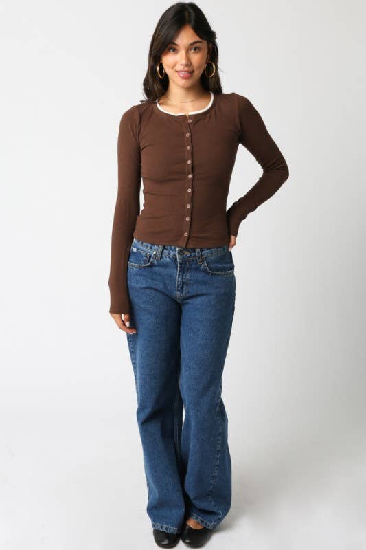 Olivaceous – Engroshandel Skjorte med buttondown – til kvinder – Saige Knap Top8