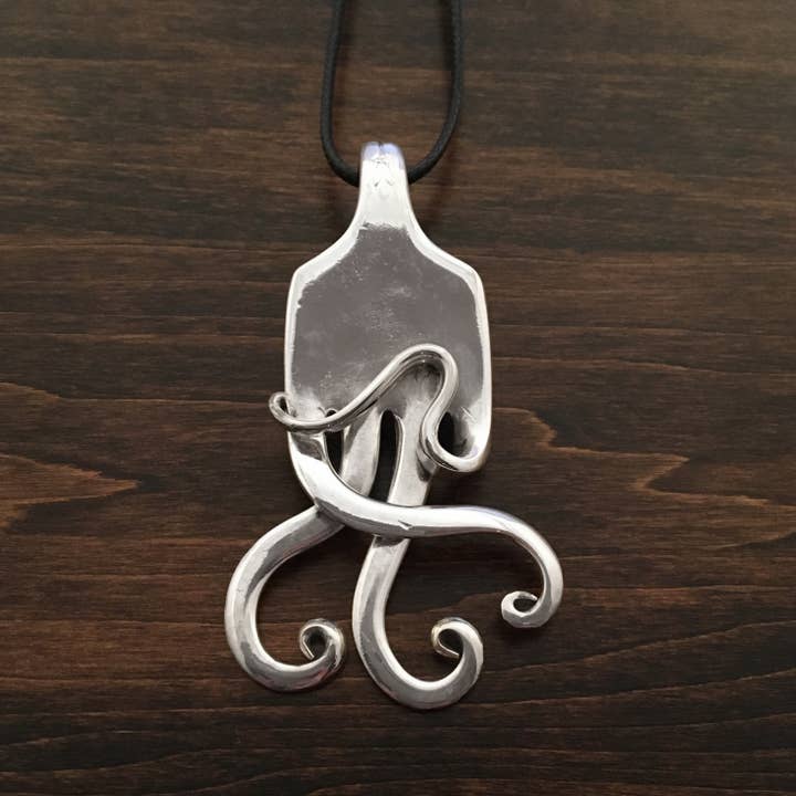 Collier Fourchette Design Abstrait #4 pour la vente par Marchello Art