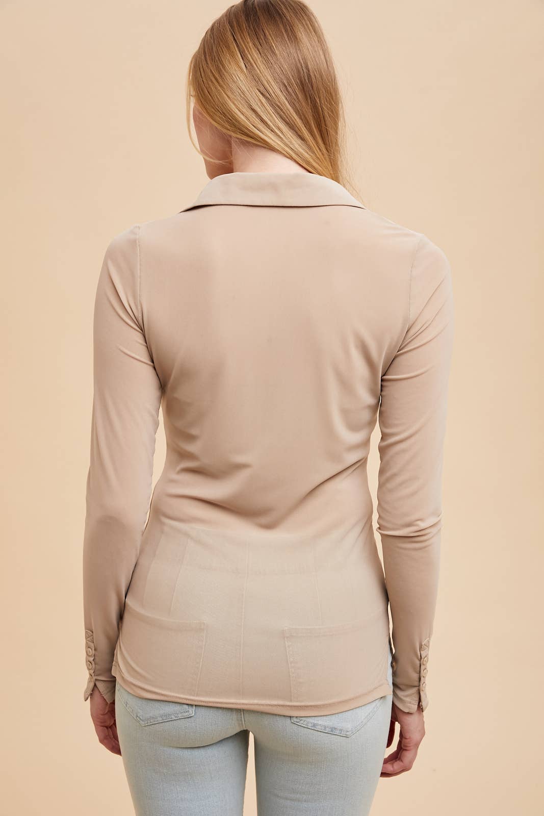 In Loom - Venta al por mayor Camisa con botones - Mujer - BOTÓN DE MICROMALLA EN LA PARTE SUPERIOR2