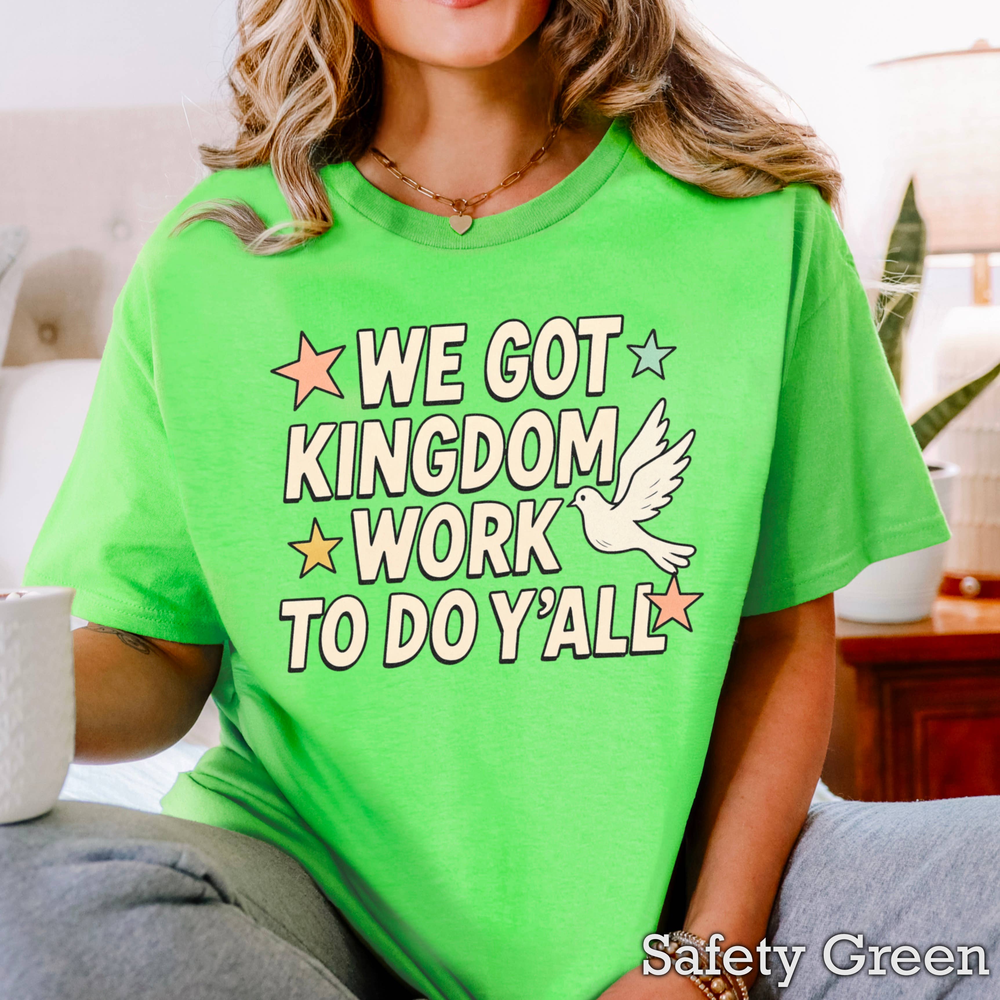 Shoppe SHC - Vente T-shirt à imprimés – femme - Nous avons du travail de royaume à faire T-shirt graphique chrétien | Gildan10