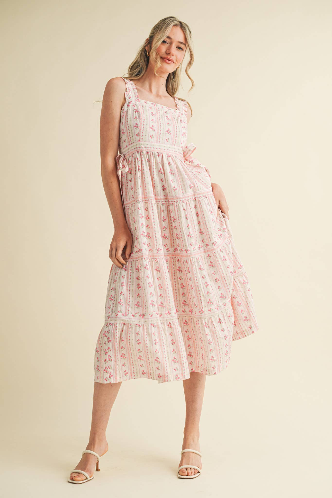 &MERCI - Wholesale Dress - Women's - RUFFLED STRAP FLORAL MIDI DRESS WITH SIDE TYING BOWS MDR35862