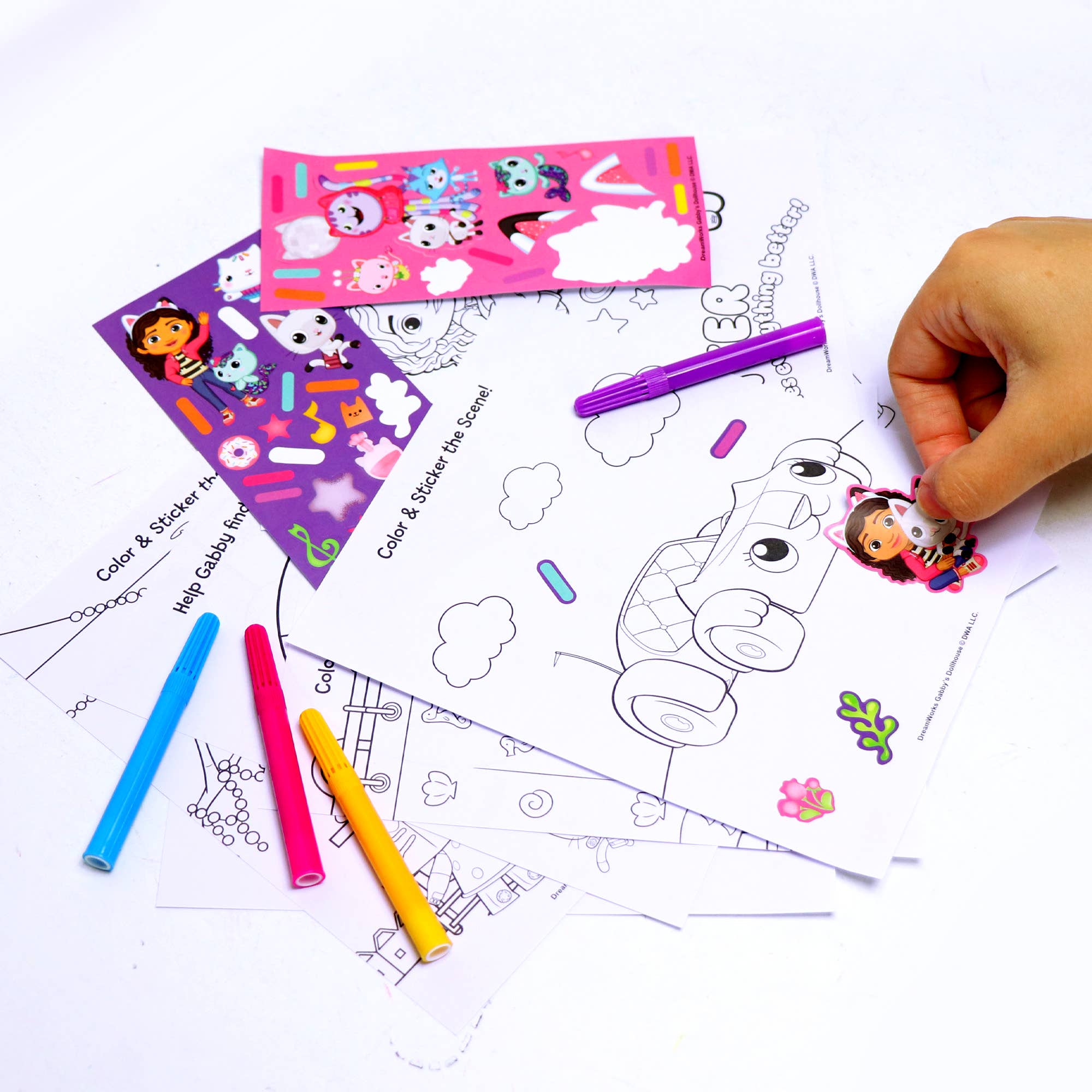 License 2 Play Toys - Wholesale DIY Craft Kit - Kids - Gabby’s Dollhouse Portable Craft Activity Kit in 6pc Display1