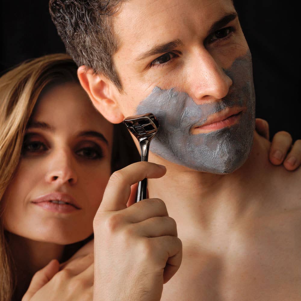 OMRO - Christian Fraisl - Wholesale Shaving Set/Kit - Men's - OMRO SHAVE - elegant, high quality razor set - gift box4