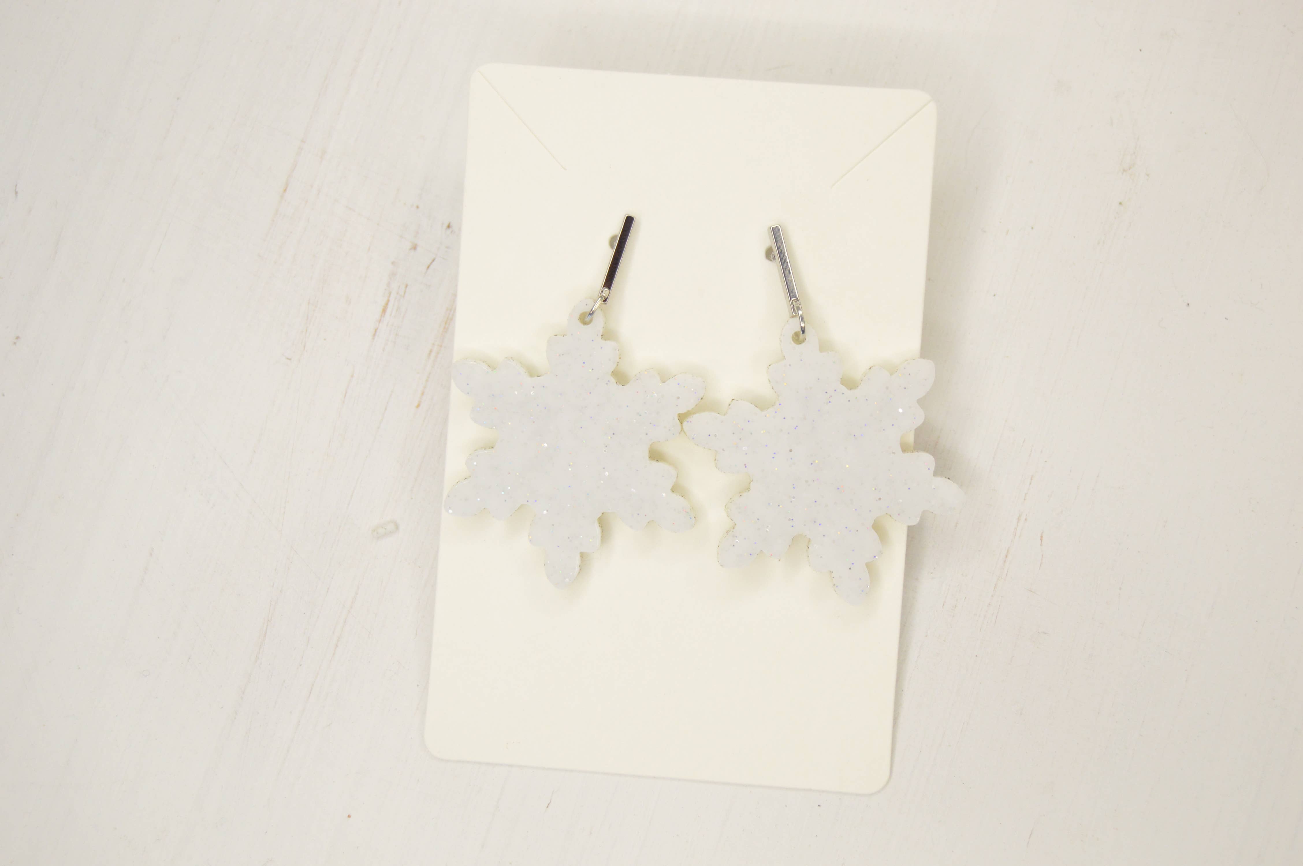 The Adorned Fox – wholesale Dangle earrings – Snowflake Glitter Earrings, Winter Acrylic Earrings2