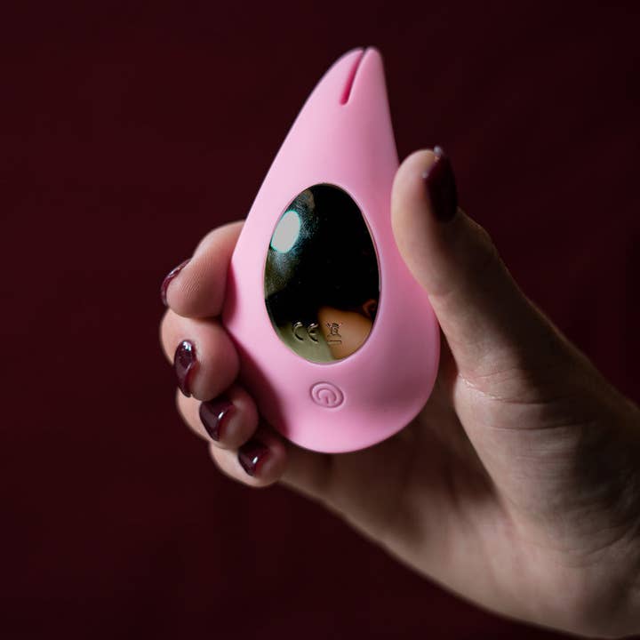 Maia Toys - Wholesale Sex Toy - Sera Usb Rechargeable Lay-On Bullet Vibrator