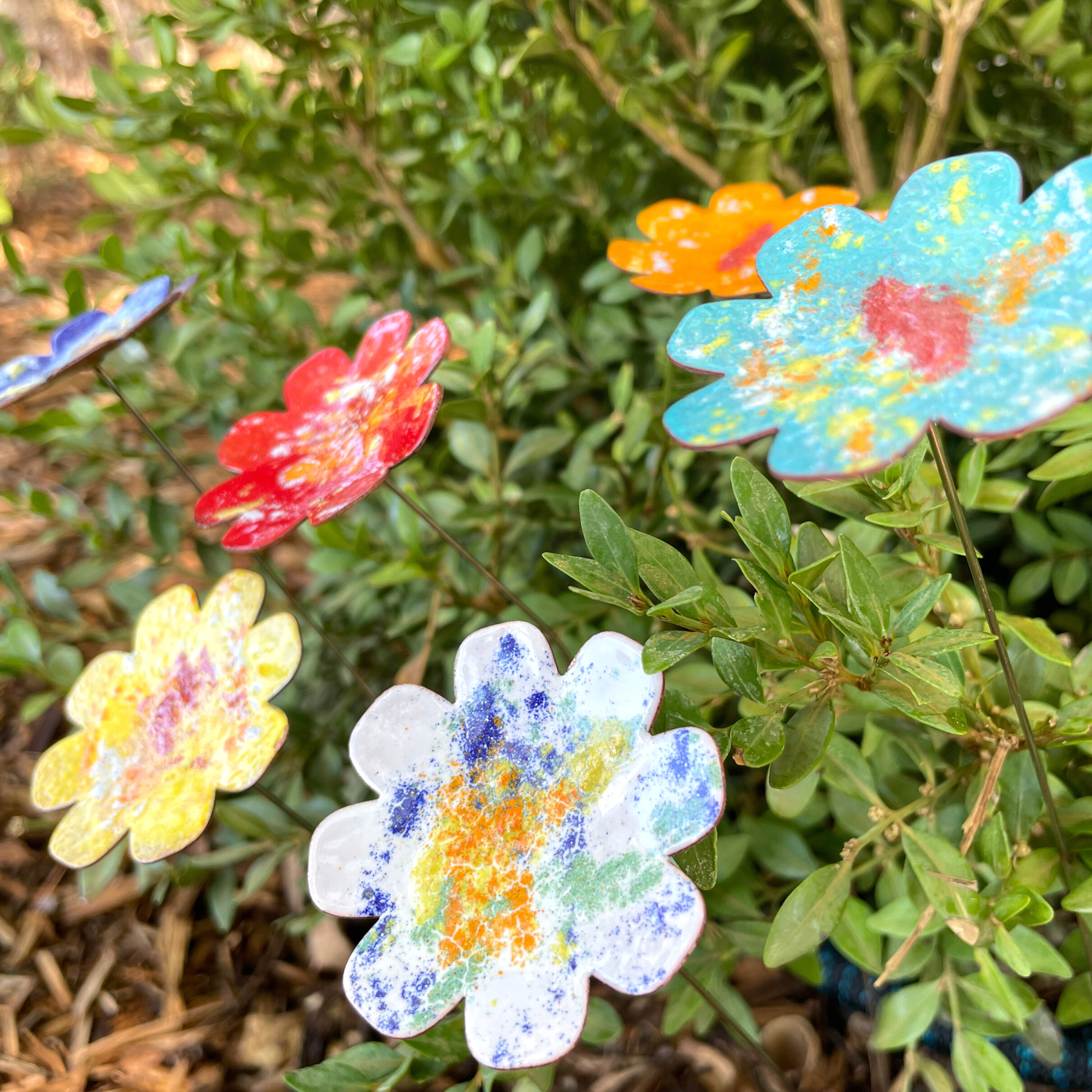 Clever Goods by Annabelle Noel Designs - Wholesale Garden/Lawn Stake - Large Copper Enamel Flowers20