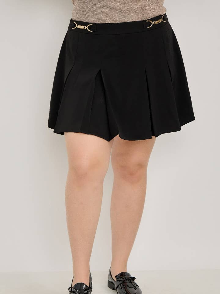 Plusstor veckad minikjol med gulddetaljer för wholesale av CC Wholesale Clothing