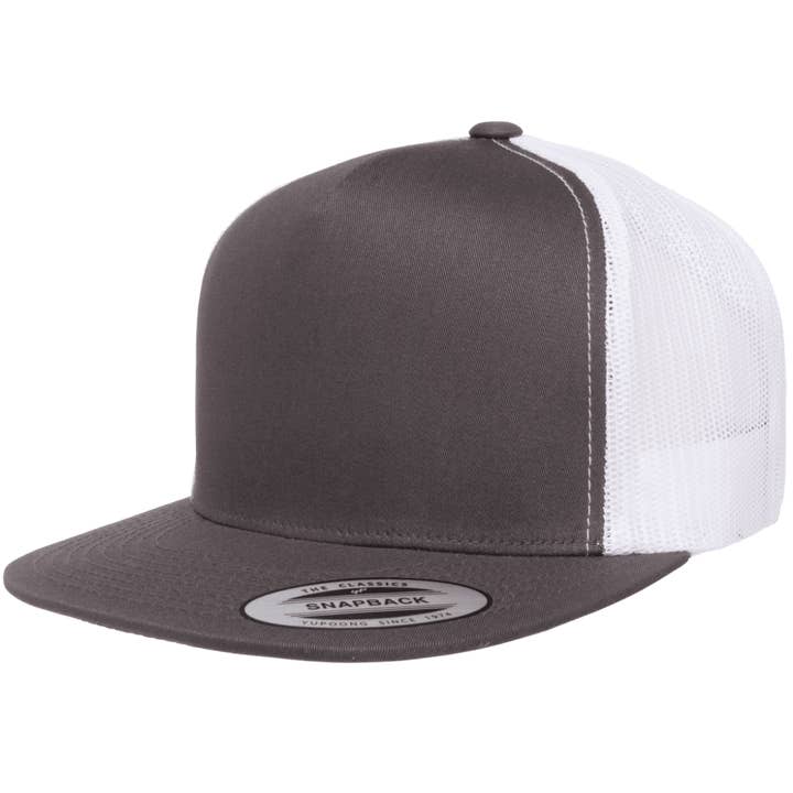 The Park Wholesale - Vendita all'ingrosso Cappellino da camionista - Unisex - Yupoong 6006T Classic Trucker Snapback Hat, berretto piatto con retro in rete, colori bicolore - YP Classics®