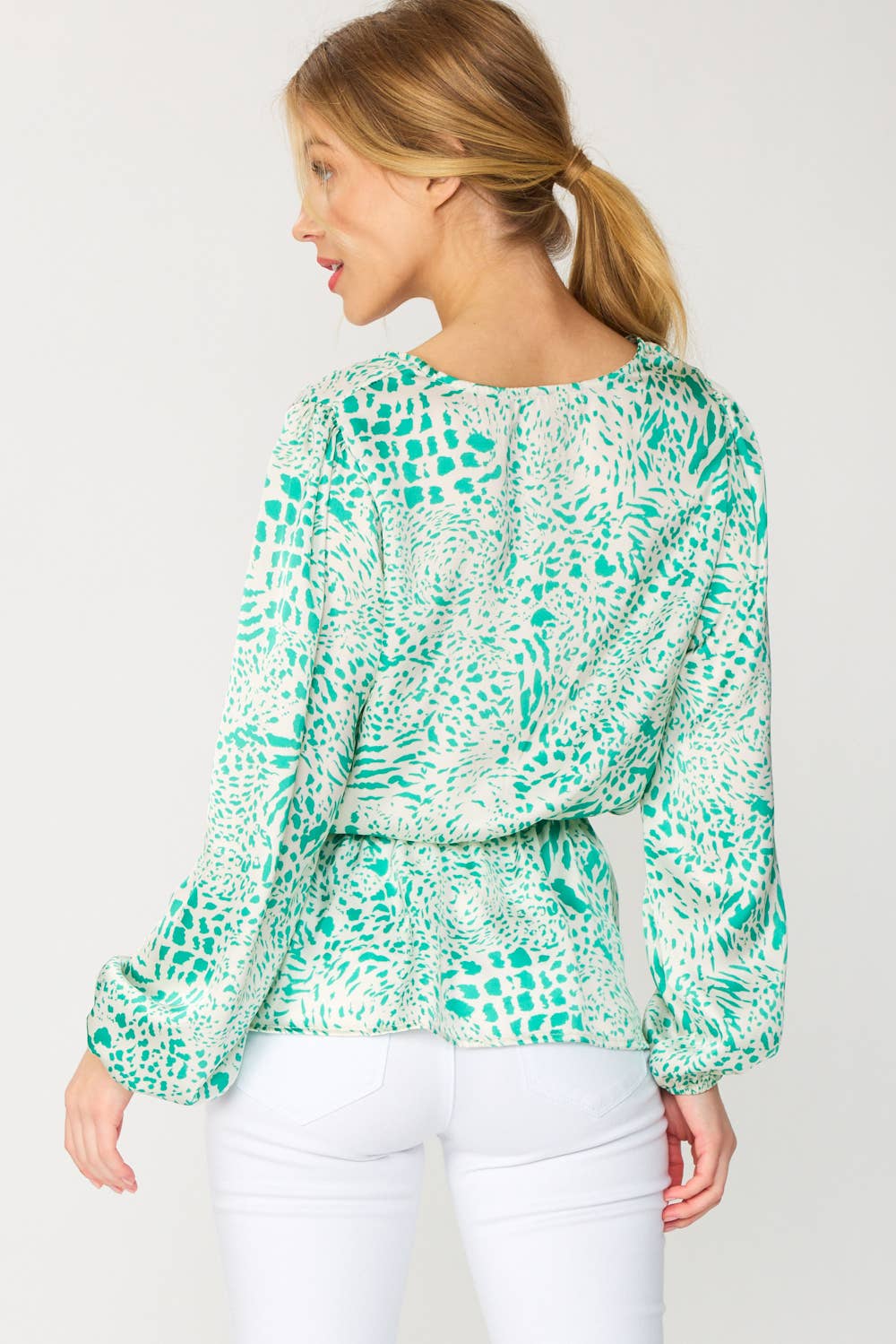 FSL Apparel – wholesale Blouse – Women’s – ST3755 - ANIMAL PRINT SATIN V NECK PEPLUM TOP4