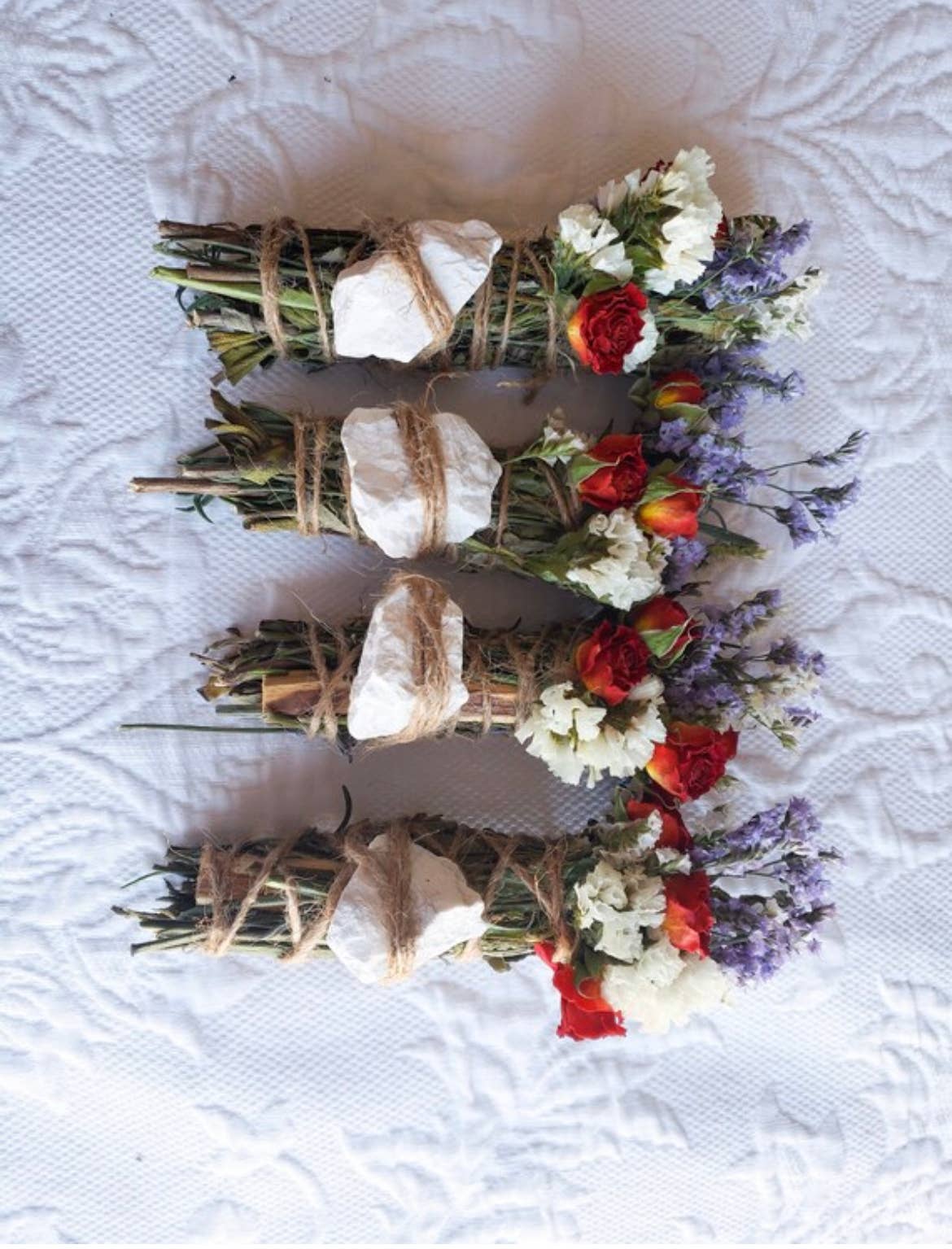 CharlieHaze - Wholesale Sage Bundle - White Howlite, Palo Santo, Rosemary, White Sage, Lavender an4