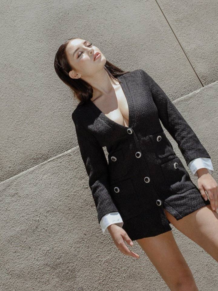 Abito blazer testurizzato Odette per la vendita all'ingrosso da parte di MUSE FASHION