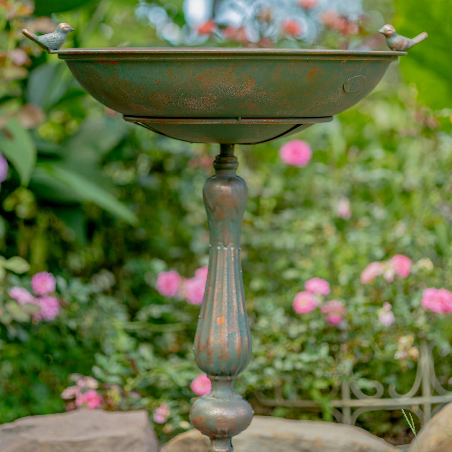 Zaer Ltd. International - Wholesale Bird Bath - Pedestal Birdbath with Little Bird Detail - 3 Options15