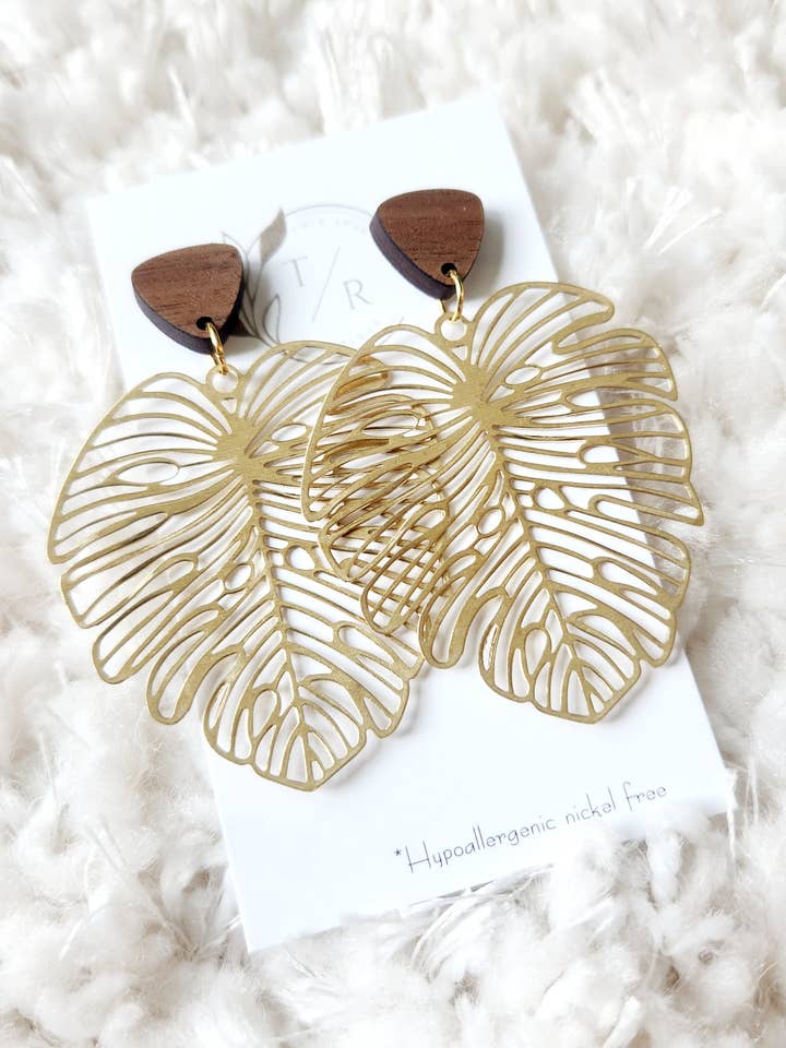 Monstera earrings for wholesale by Twig & Rue boutique