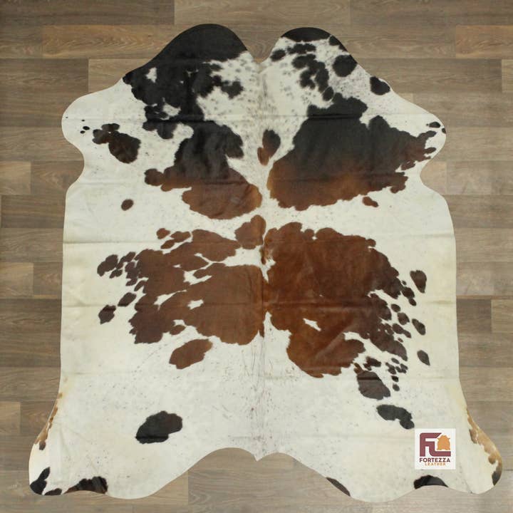 Exotic Cowhide rug (Size 6'5'' x 6'8'') 0002 for wholesale by Fortezza Leather