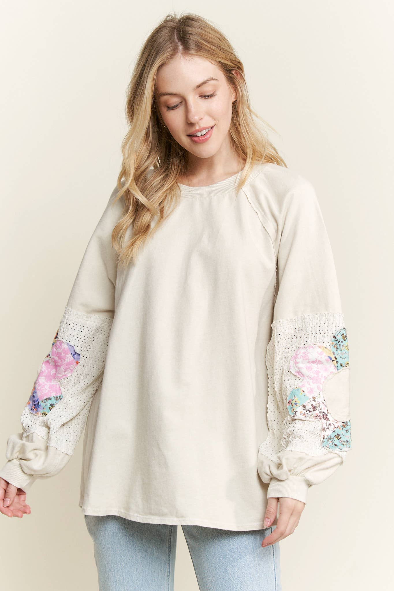 J.Her – wholesale Sweatshirt - Dam – MineralWash Floral Patcherad ärm Terrytröja HT60638