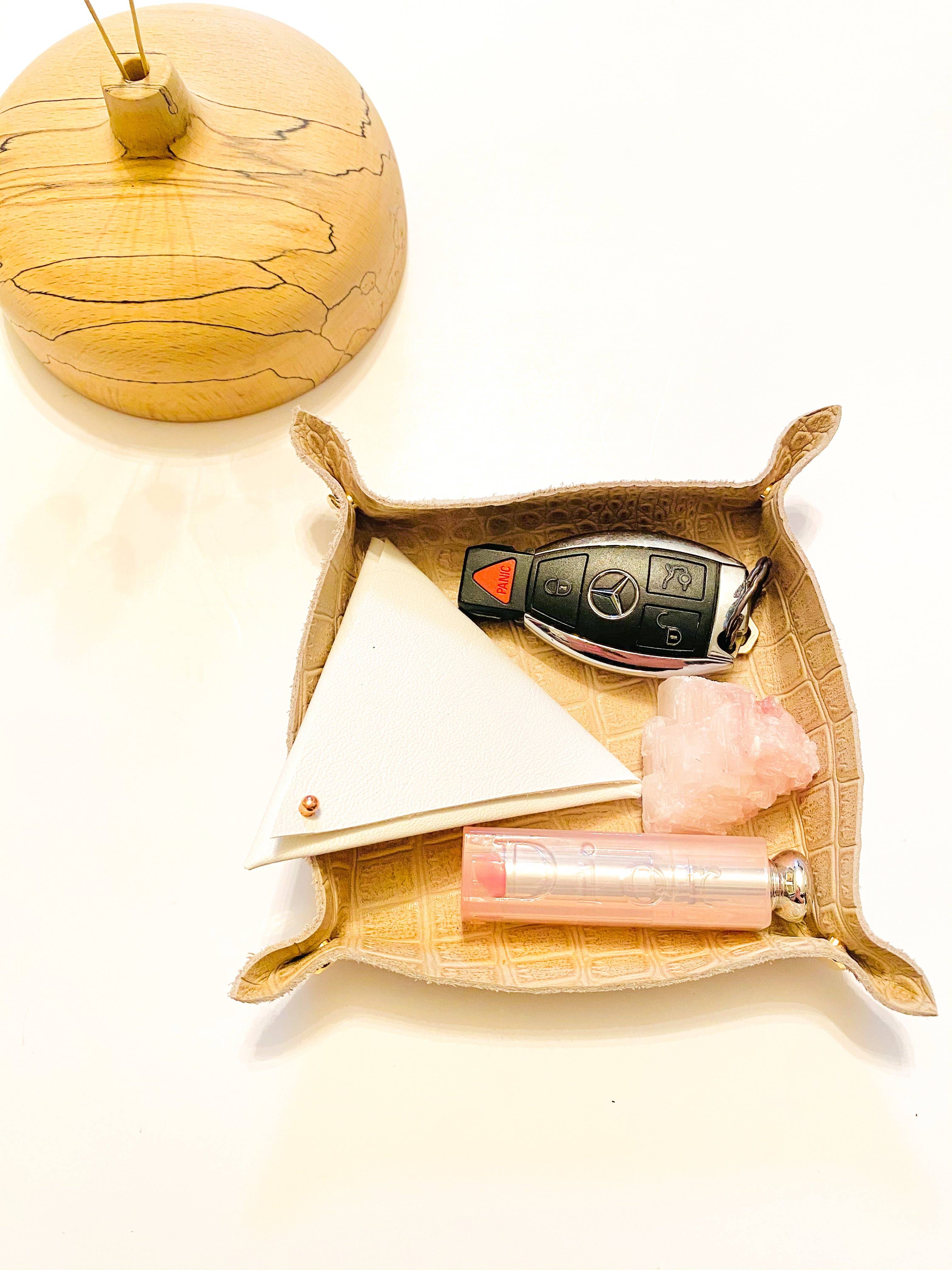 Maple + Love - Wholesale Decorative Tray - Leather Tray5