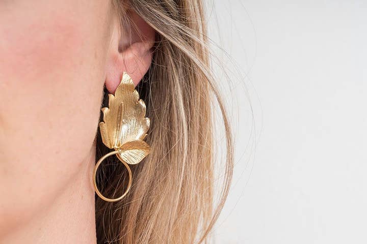 Spanish & Sisters - Wholesale Dangle Earrings - PENDIENTE DE LAUREL1