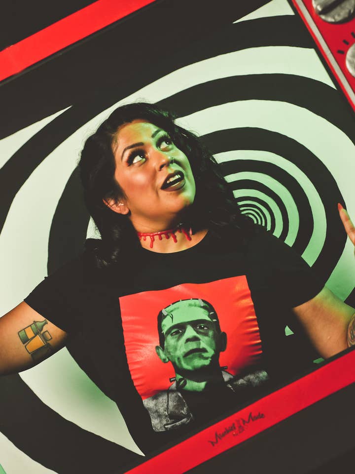 Mischief Made - Wholesale Screen printed t-shirt – Women′s - Frankly My Dear Fitted Tee in Black Made with green rhinesto2