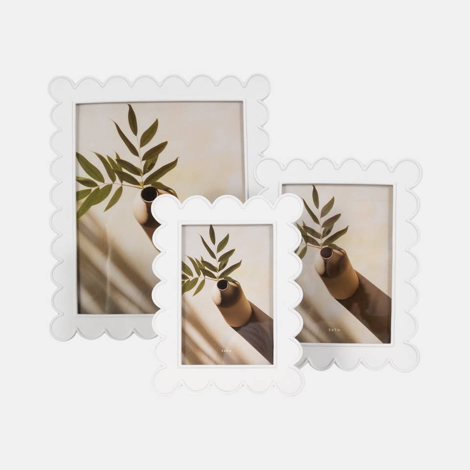 White Photo Frame - Resin with Decorative Scalloped Edge for wholesale on Faire10