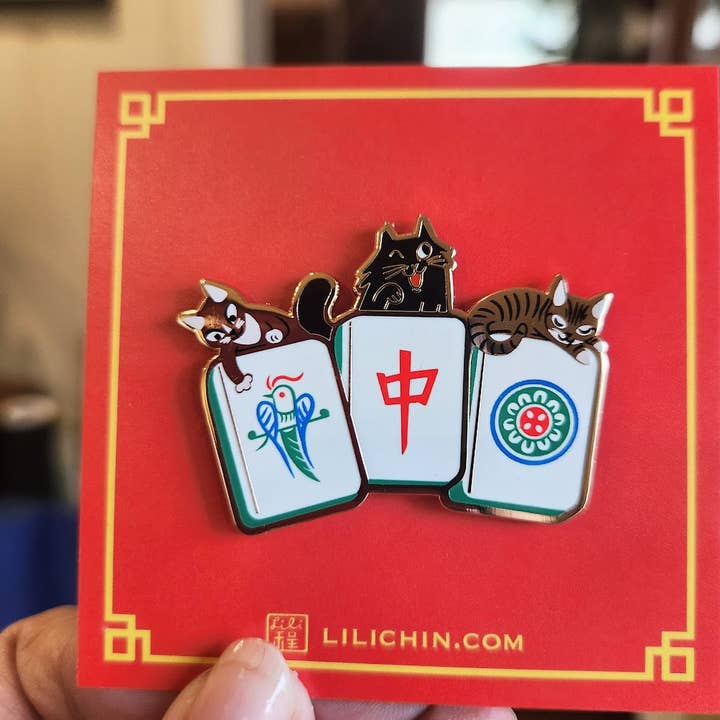 Lili Chin Art - Wholesale Lapel Pin/Button - 3 COOL CATS MAHJONG PIN1