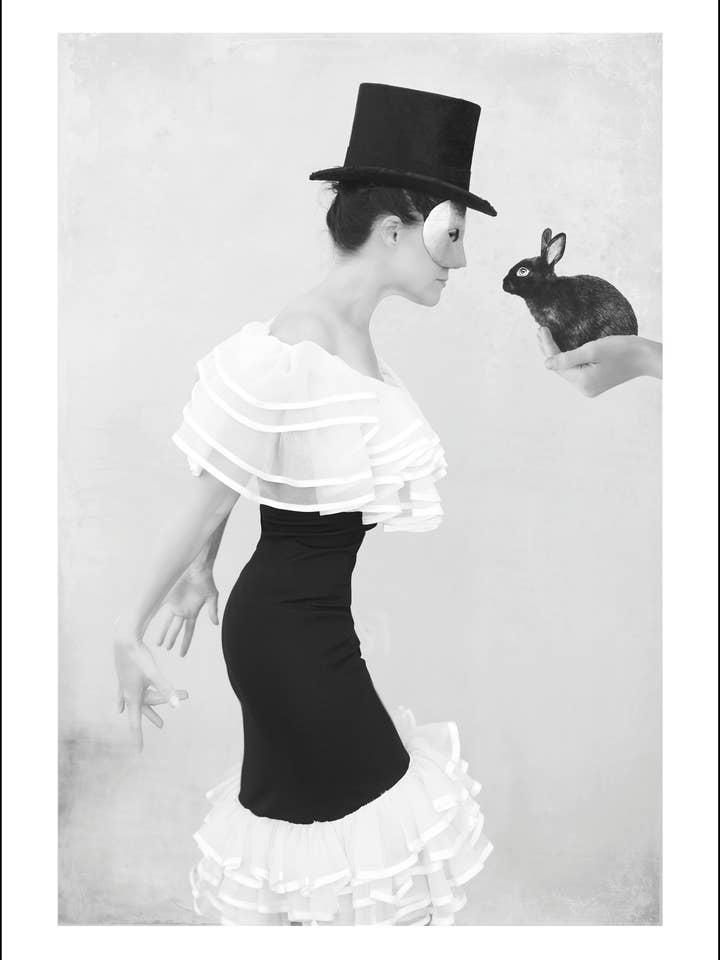 MAGICO - Impression d'art - 50x70 cm - Édition Limitée pour la vente par TOVE FRANK