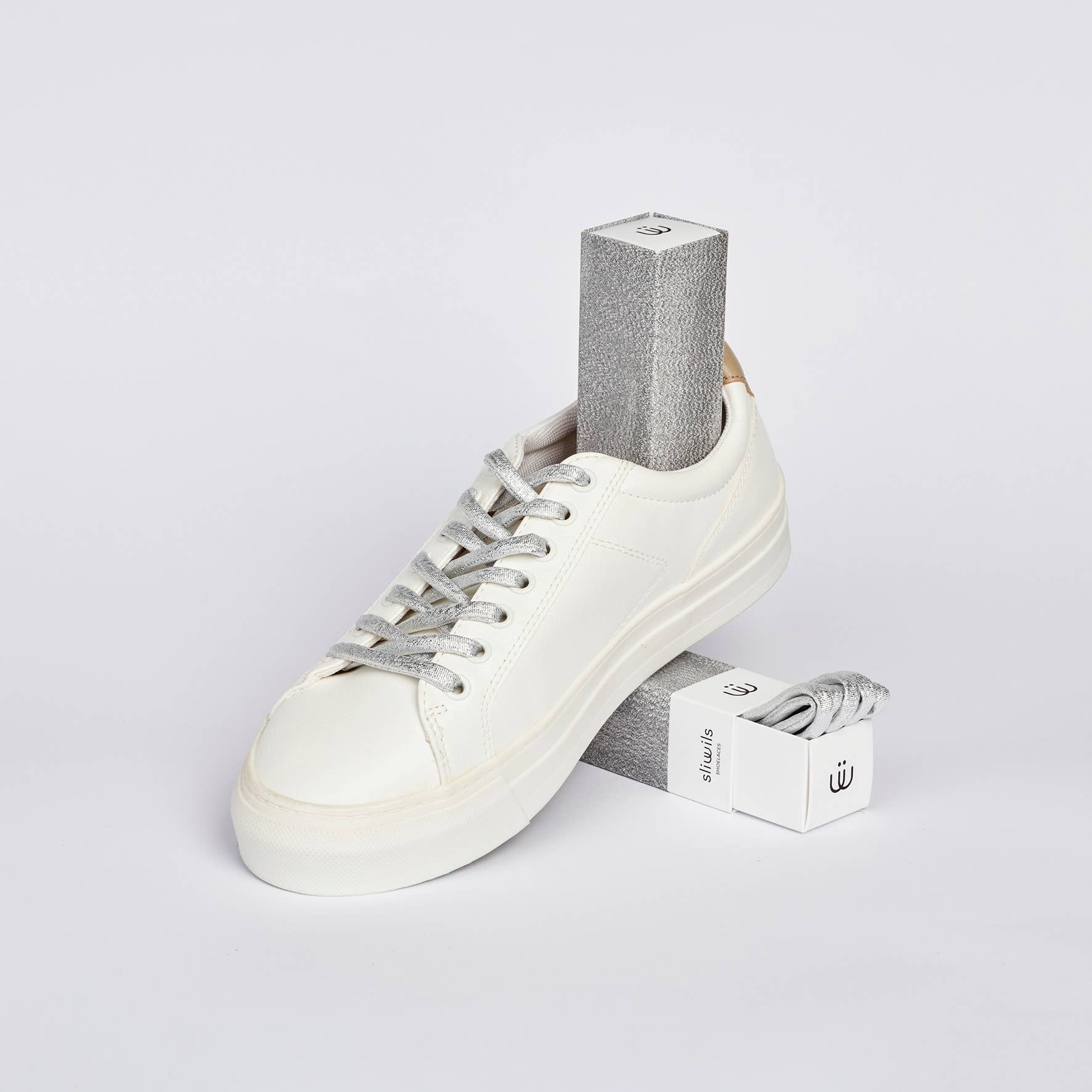 Oli Olsen – wholesale Shoe accessories – Sliwils Fashion ShoelaceManhattan - Metallic Silver