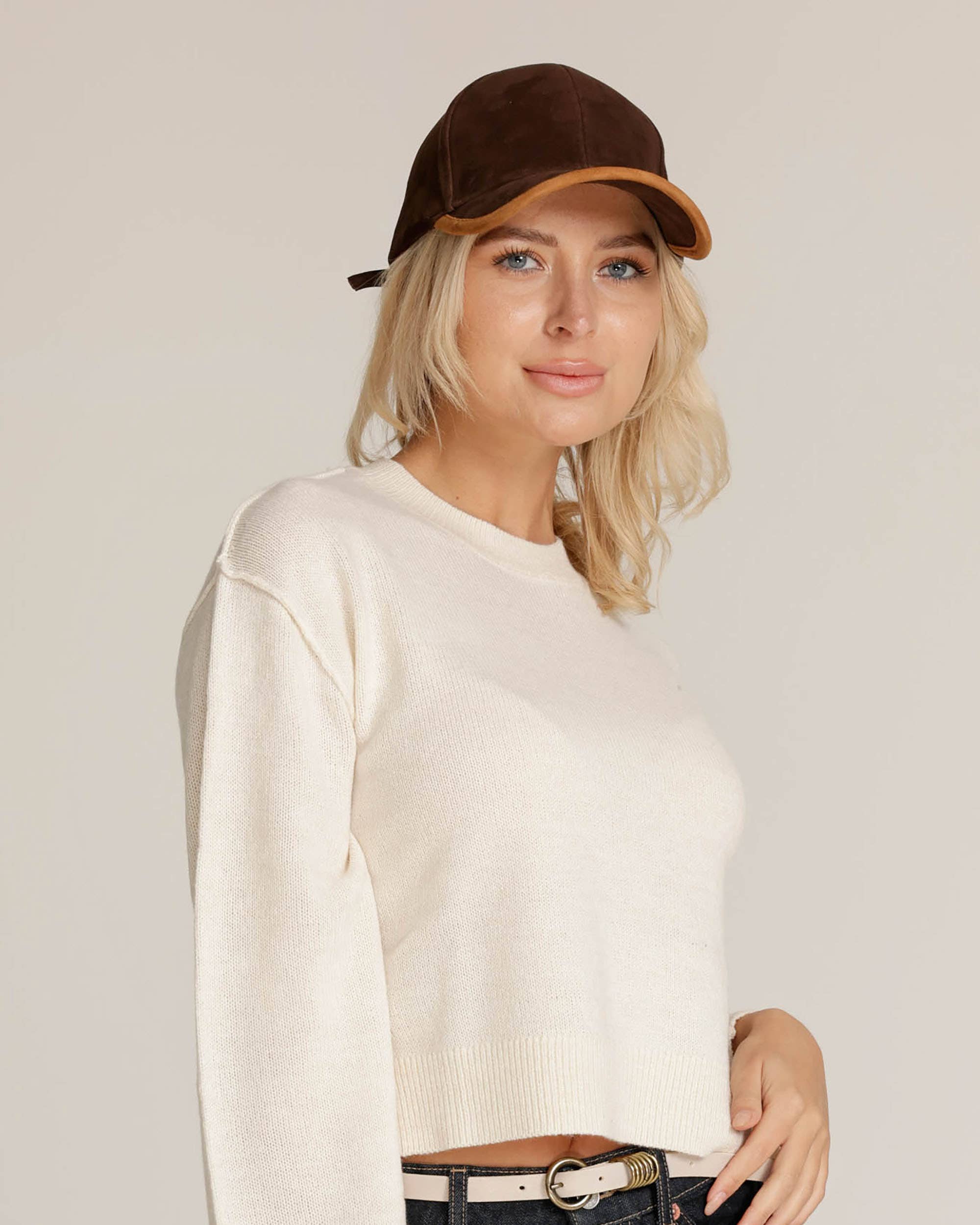 Amsterdam Heritage Belts, Bags, Apparel & Jackets EU - Wholesale Hat Accessory - Women's - Ferry | Suede Leather Cap5