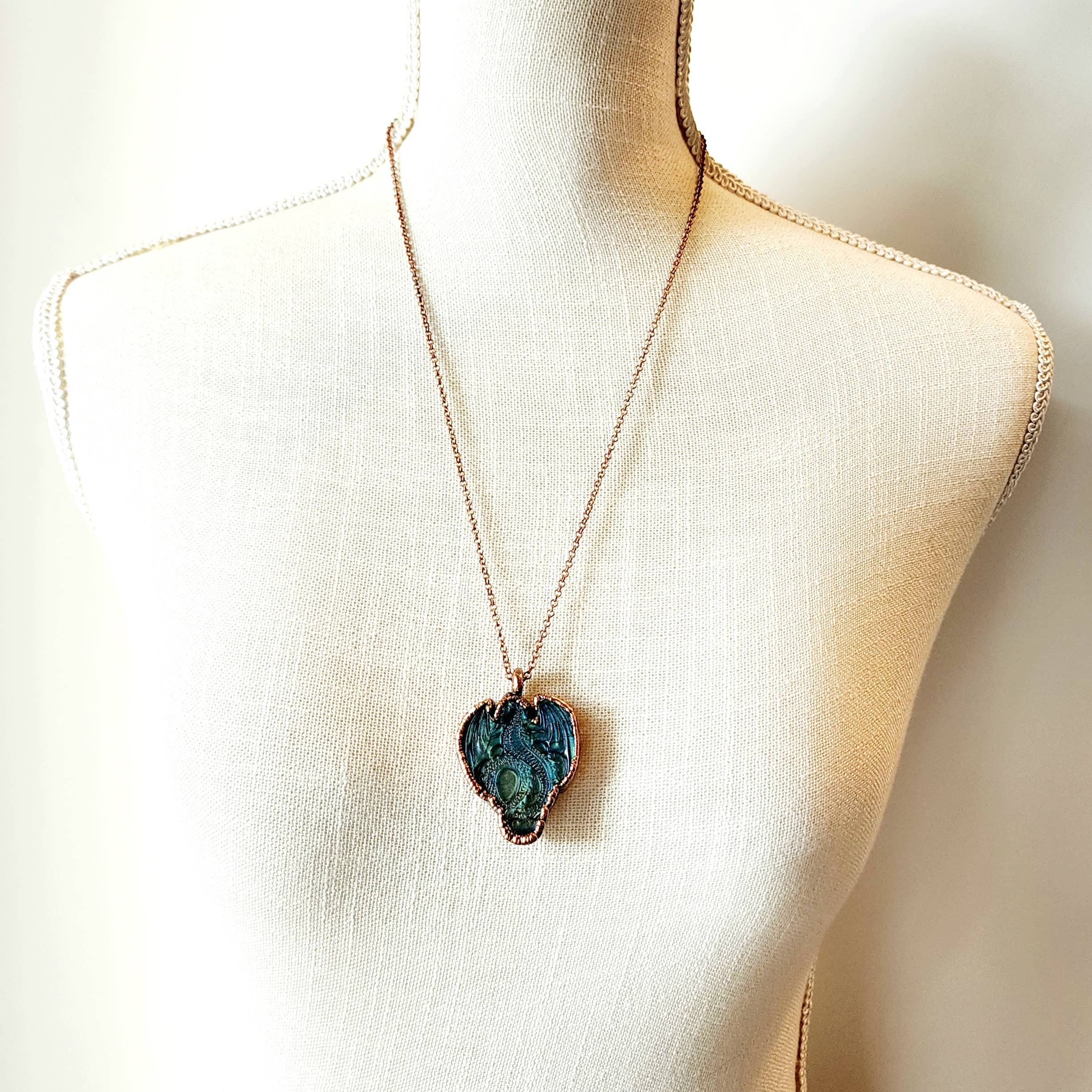 MergingMetals - Wholesale Pendant/Charm Necklace - Carved Labradorite Dragon Necklace 5