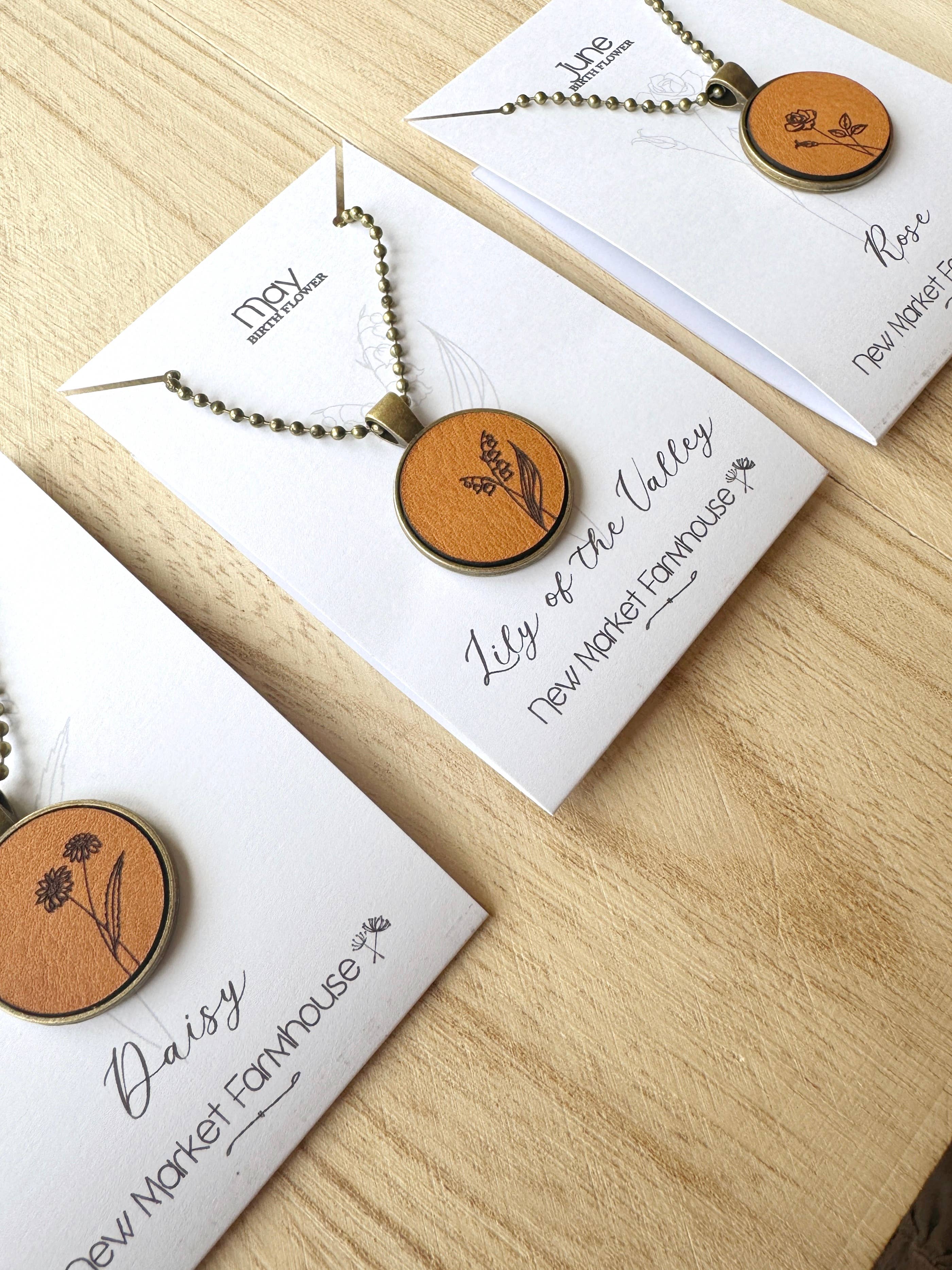 New Market Farmhouse – Großhandel Kette mit Anhänger/Charm – Geburtsmonat-Blumen Halsketten – Lederanhänger-Set11