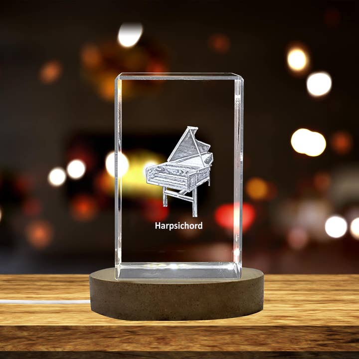 AB Crystal Collection – Engroshandel Bordpynt – Cembalo 3D Indgraveret Krystal 3D Indgraveret Krystal Minde/Gave/Dekoration/Samlerobjekt/Souvenir
