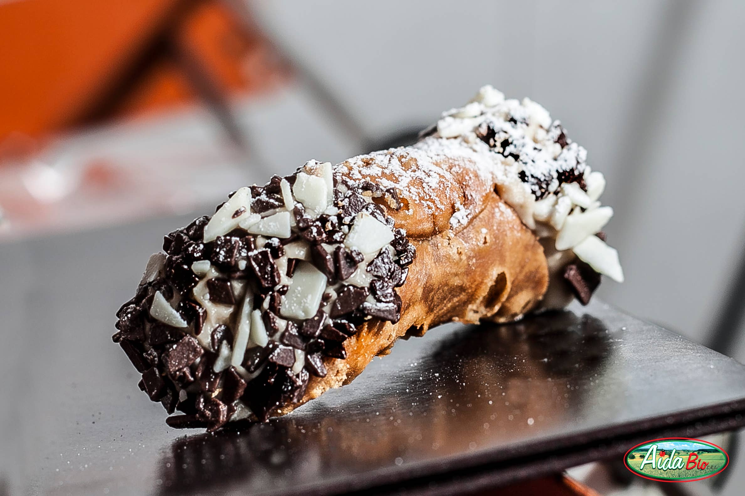 AIDA di Giangreco - Wholesale Chocolate Covered Sweets - Sicilian cannoli Filled with chocolate mixed flavors g 2401