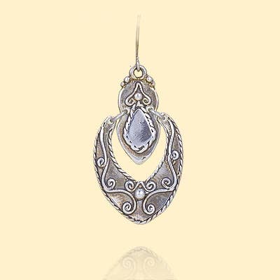 Pendiente Gargoyle Sterling para venta al por mayor de Moosepablos, Inc.